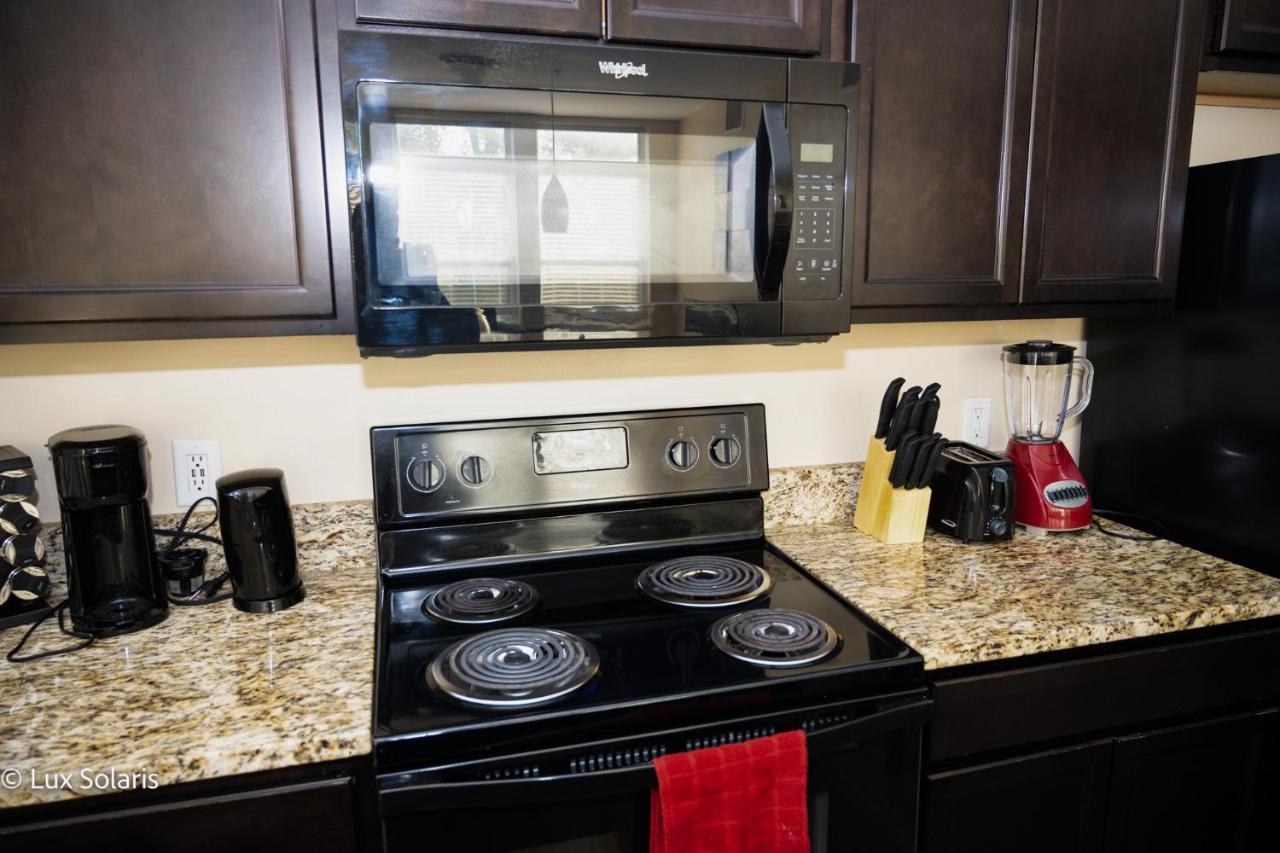 Luxury 3 Bedrooms With King Bed Downtown Indy Indianapolis Exterior photo